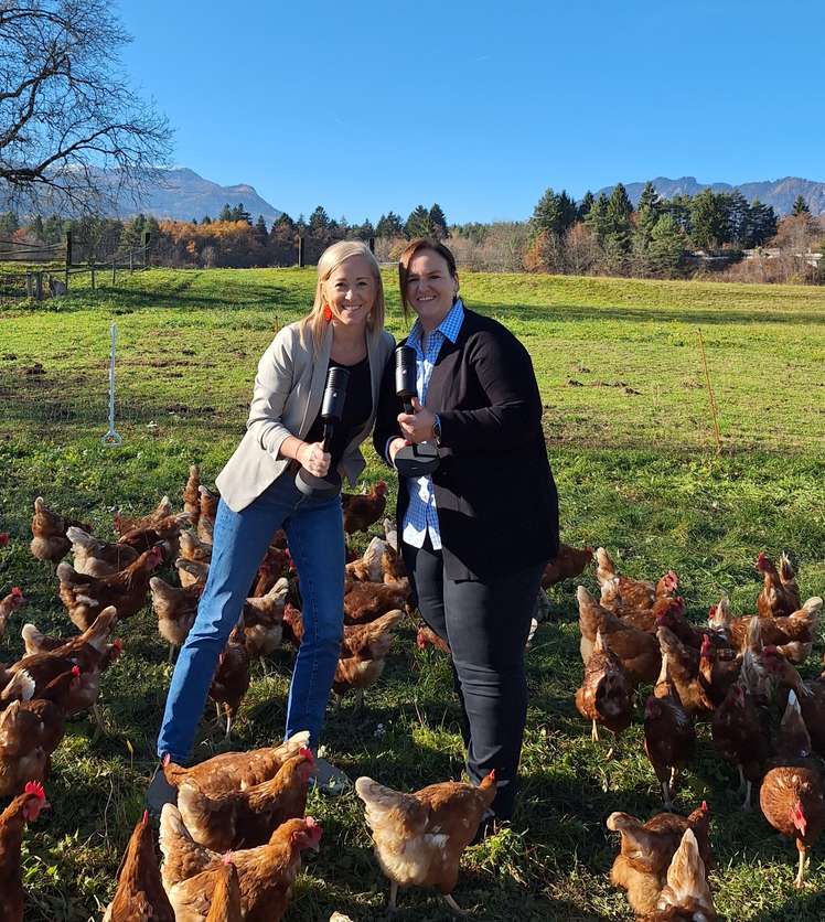 Gerhild Thomasser mit Sabine Kronberger