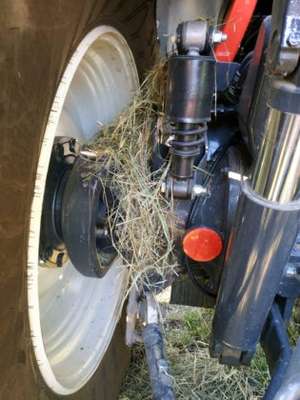 Hier sammelte sich etwas loses Heu an.