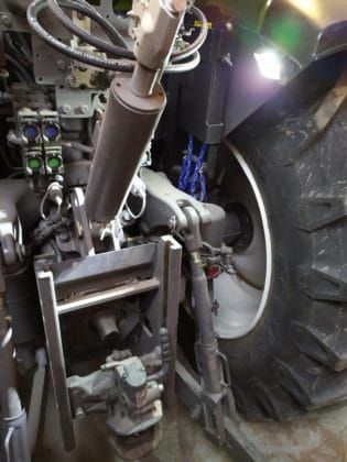Separater LED-Scheinwerfer zum Beleuchten der Heckkoppelpunkte