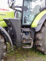 Der Dieseltankstutzen Ist sehr hoch und die AdBlue-Einfüllöffnung zwischen den Stufen nicht optimal zugänglich.