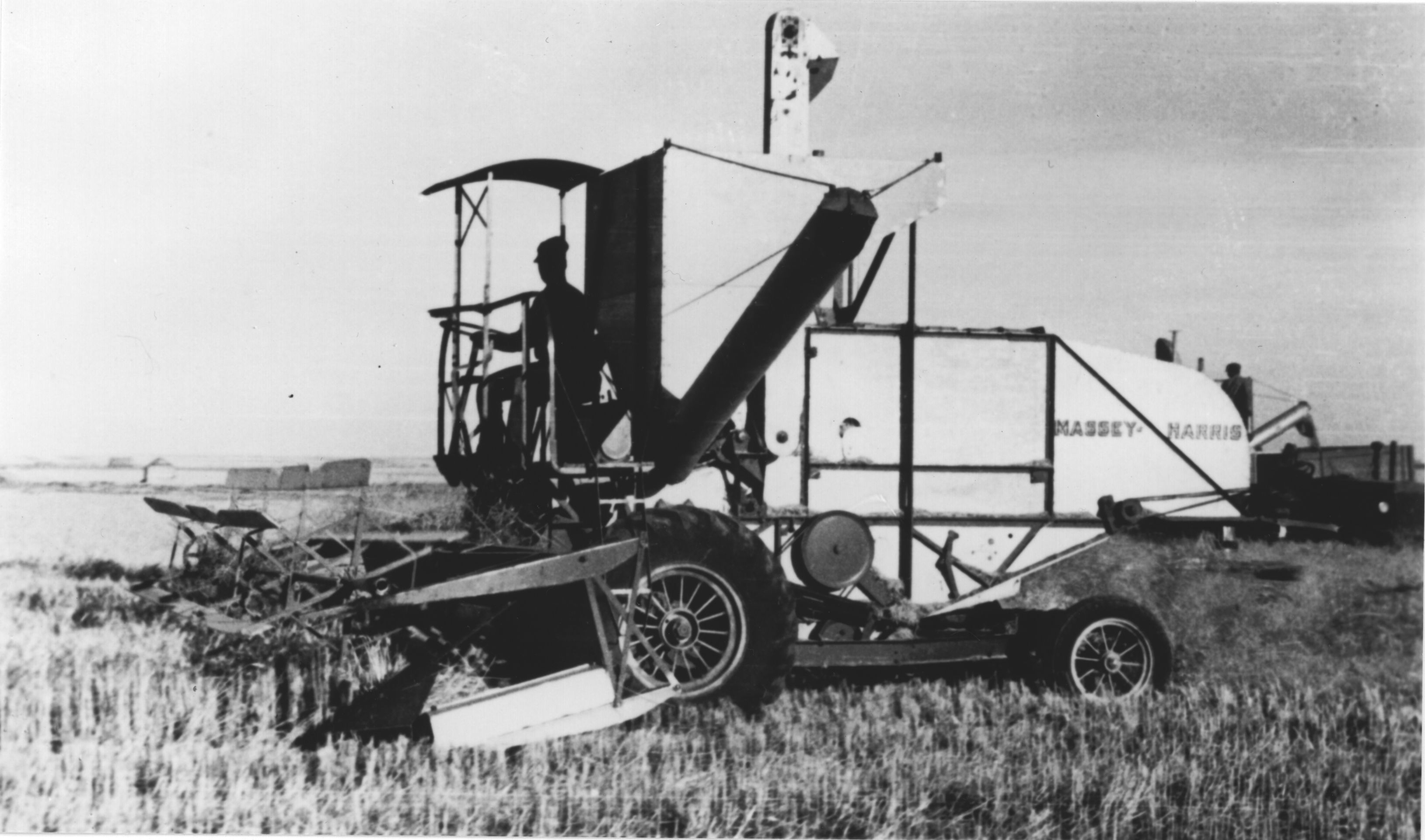 Alter MH20 Mähdrescher