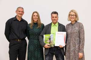 Thomas Schwarzenbrunner (Land OÖ), Barbara Horvat (Regionalbetreuerin Gesundes OÖ), Christian Bierbaumer, Christine Haberlander