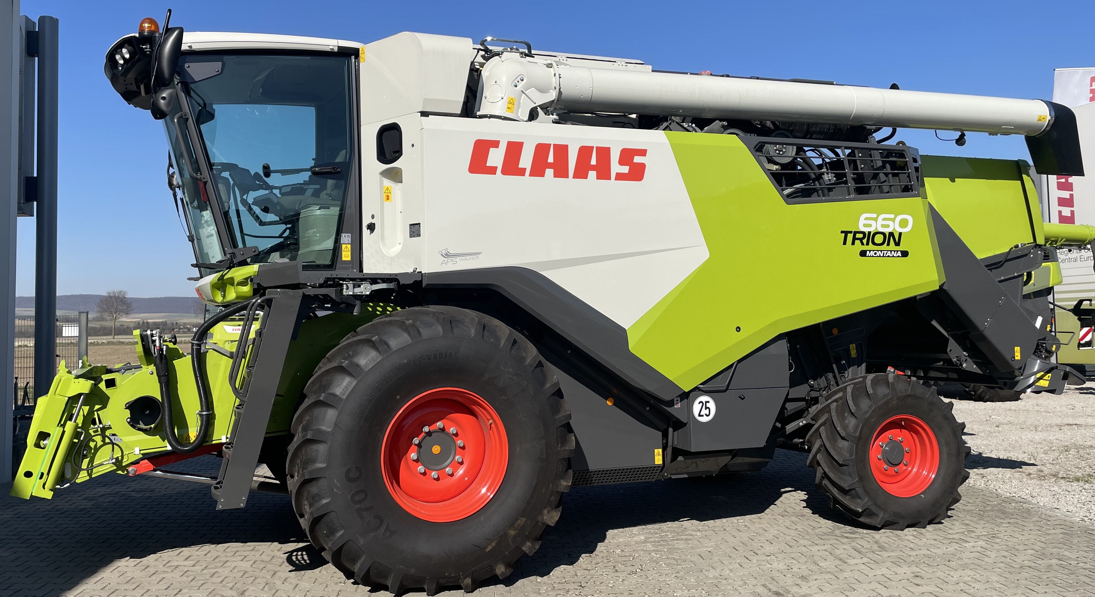 Bild von Anzeige: CLAAS TRION 660 MONTANA zu verkaufen