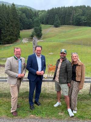 Gruppenfoto auf der Alm