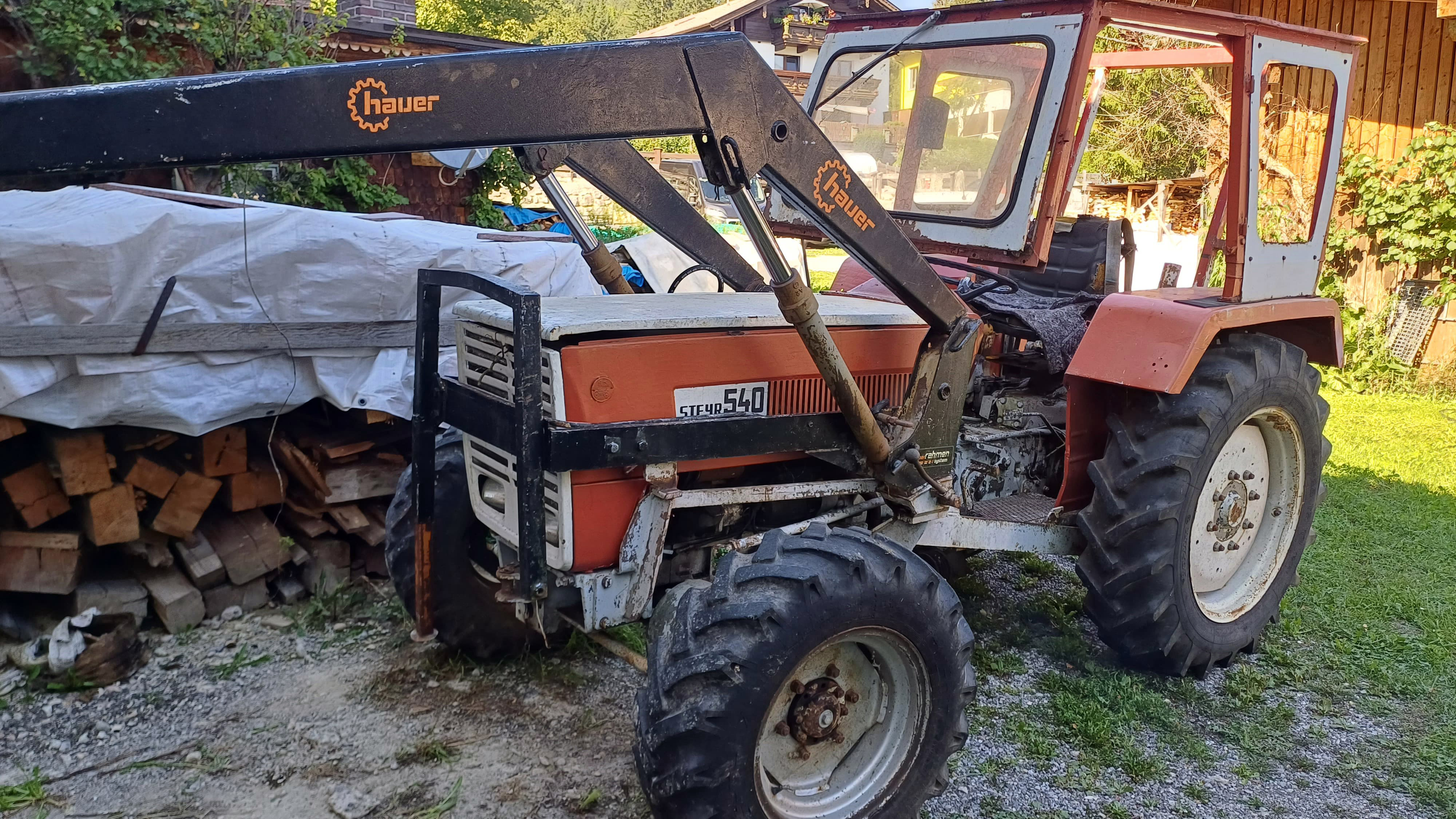 Bild von Anzeige: Reperaturbedürftiger Allrad Traktor Steyr 540 zu verkaufen