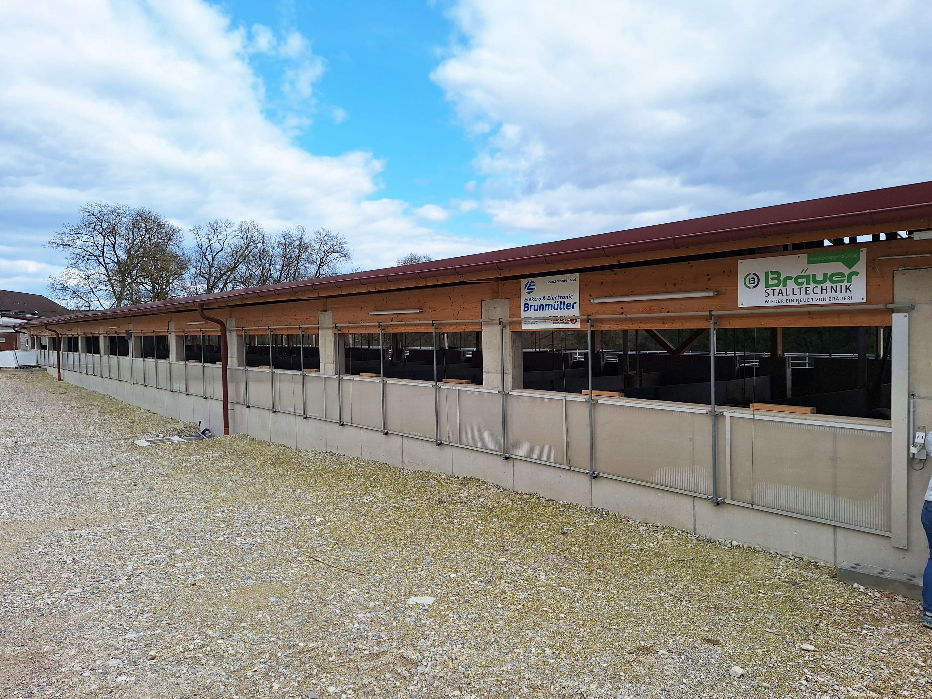 Außenansicht Tierwohl-Schweinestall