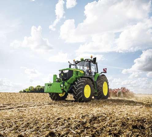 Traktor auf dem Feld