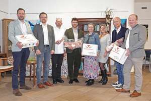 Die Verantwortlichen bei der Spendenübergabe im Linzer Seniorenwohnhaus Karl Borromäus.