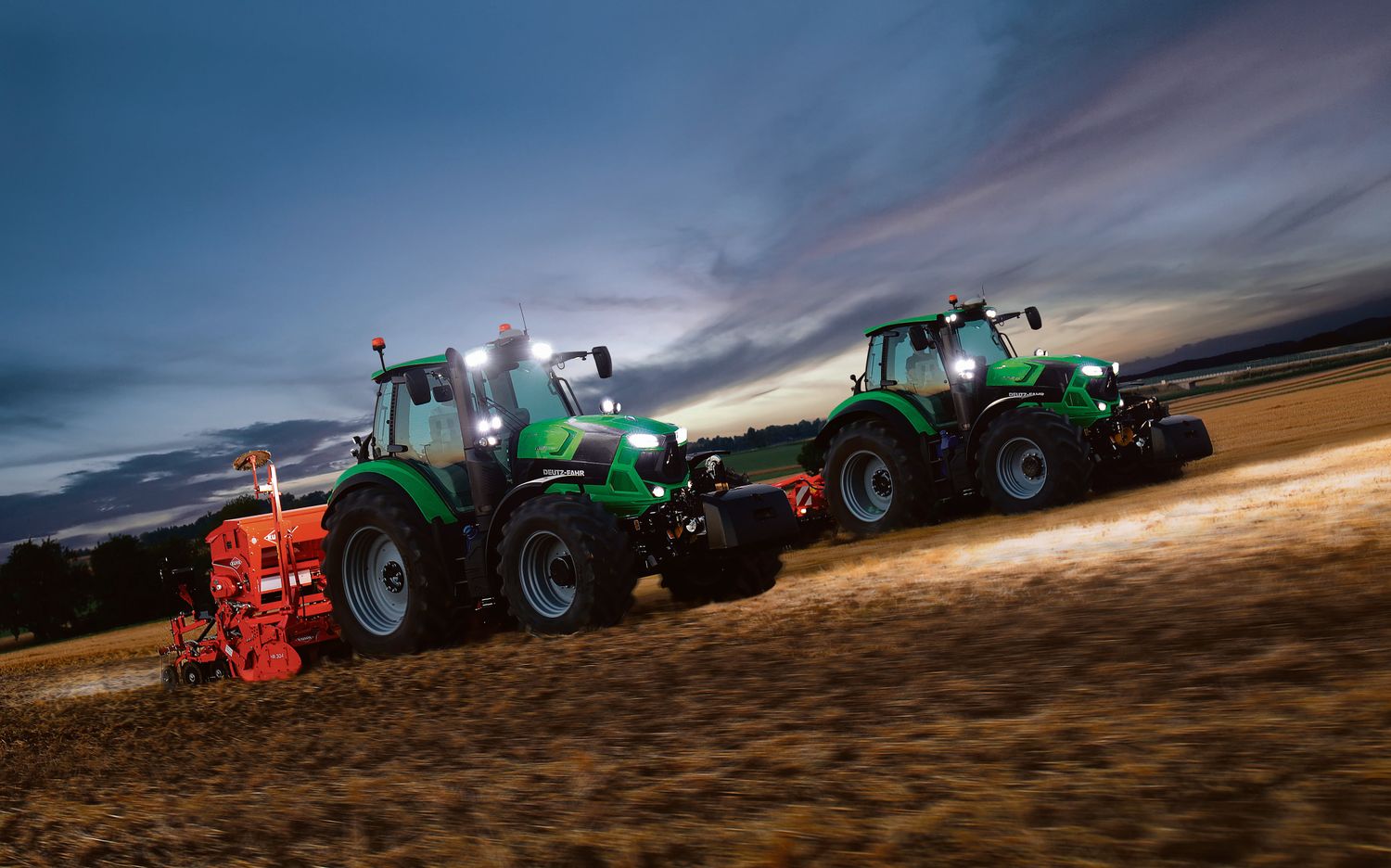 Breites Traktoren-Produktprogramm von 30 bis 340 PS