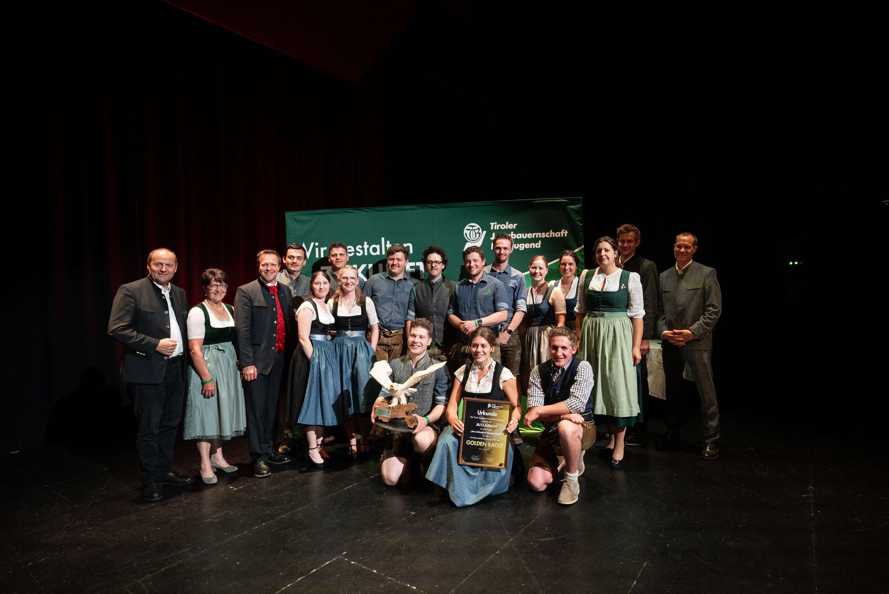 Die Siegerortsgruppe Aurach bei Kitzbühel.