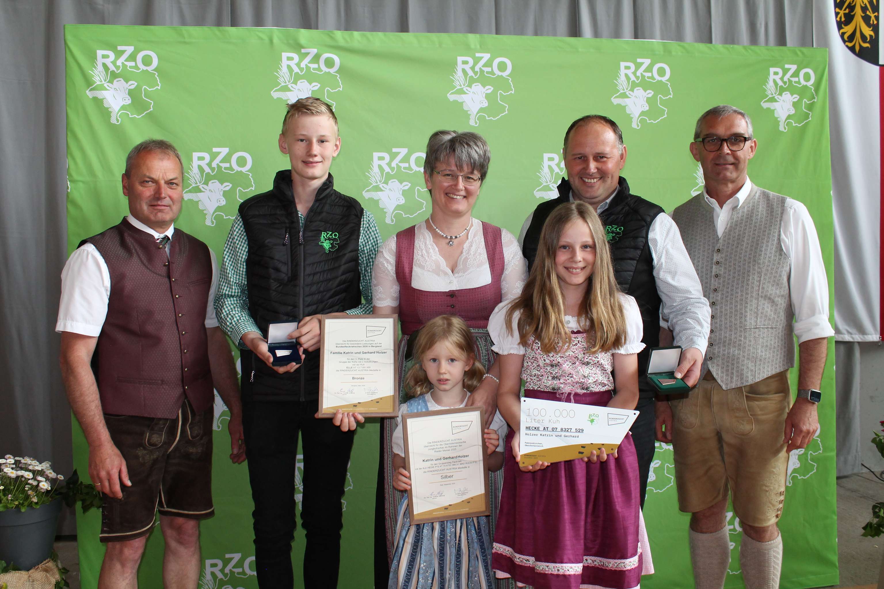 Ehrung der Familie Holzer aus Pabneukirchen.