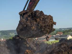 Mist wird aufgeladen