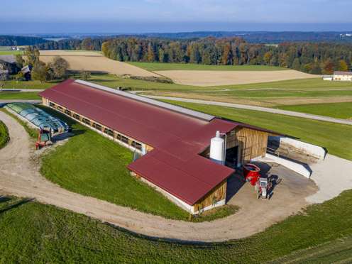 Außenansicht von einem Stall