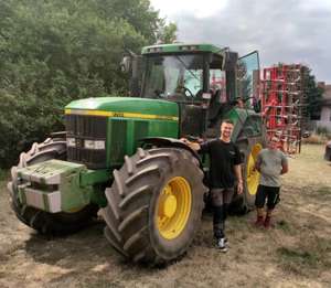 Tobias Wohlmannstetter und Thomas Toth freuen sich über die gelungene Installation des AF305.