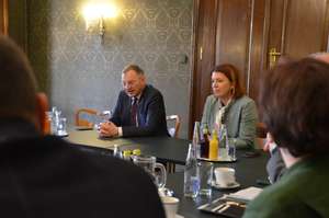 LH Stelzer und Landesrätin Langer-Weninger im Gespräch