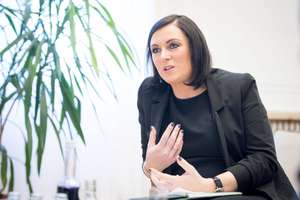 Bundesministerin Elisabeth Köstinger