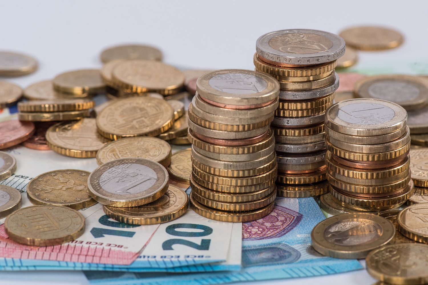 Mehr als 50 Millionen der ingesamt 100 Millionen beschlossenen Euro werden in die Medizin und das Gesundheitswesen investiert.
