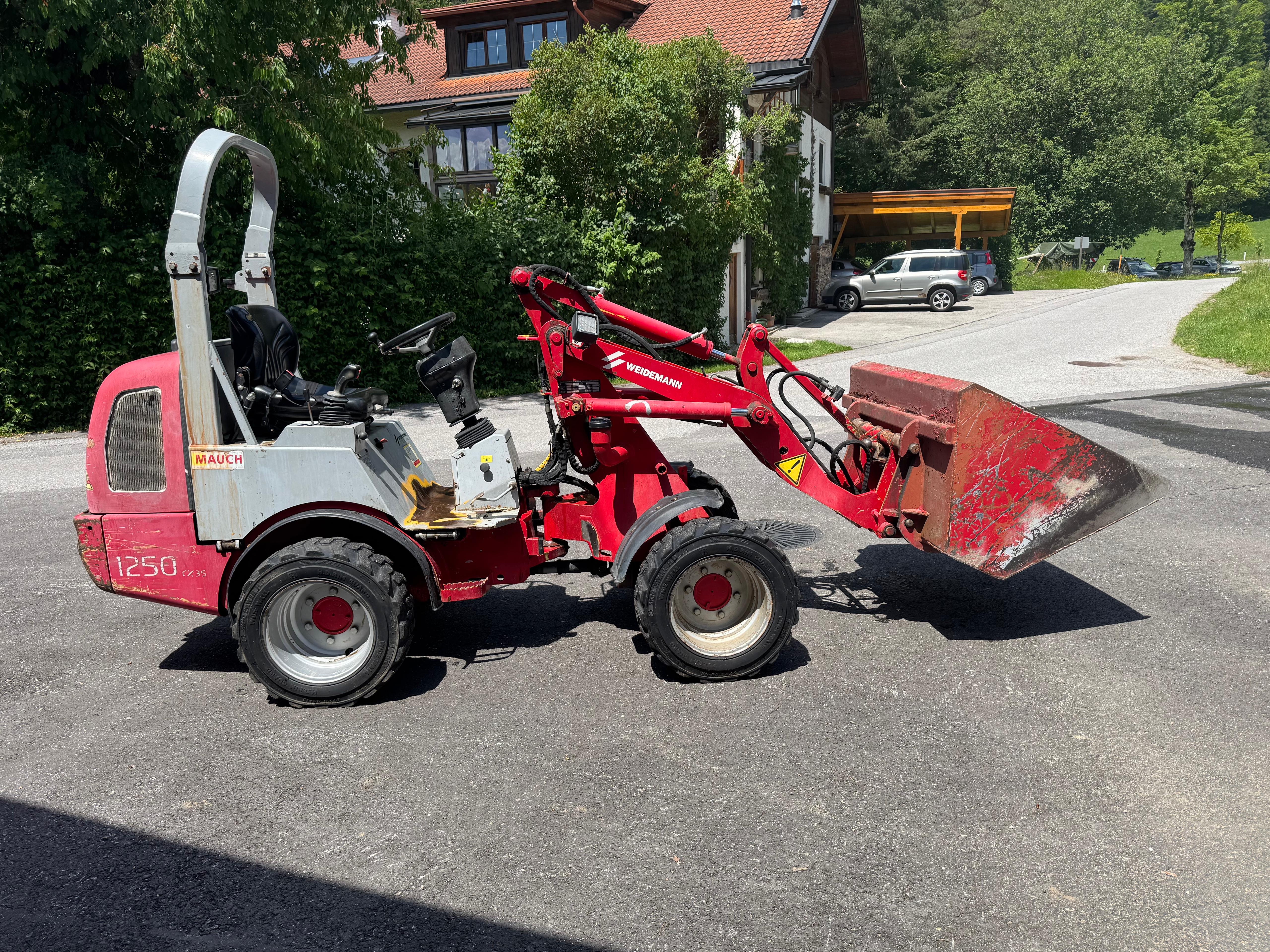 Bild 6 von Anzeige: Weidemann 1250 CX 35 Hoflader / Traktor incl. Schaufel und Palettengabel