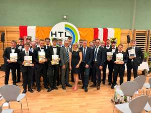 HTL Ried/Agrar- und Umwelttechnik: Absolventen der Zusatzausbildung Facharbeiter Landwirtschaft