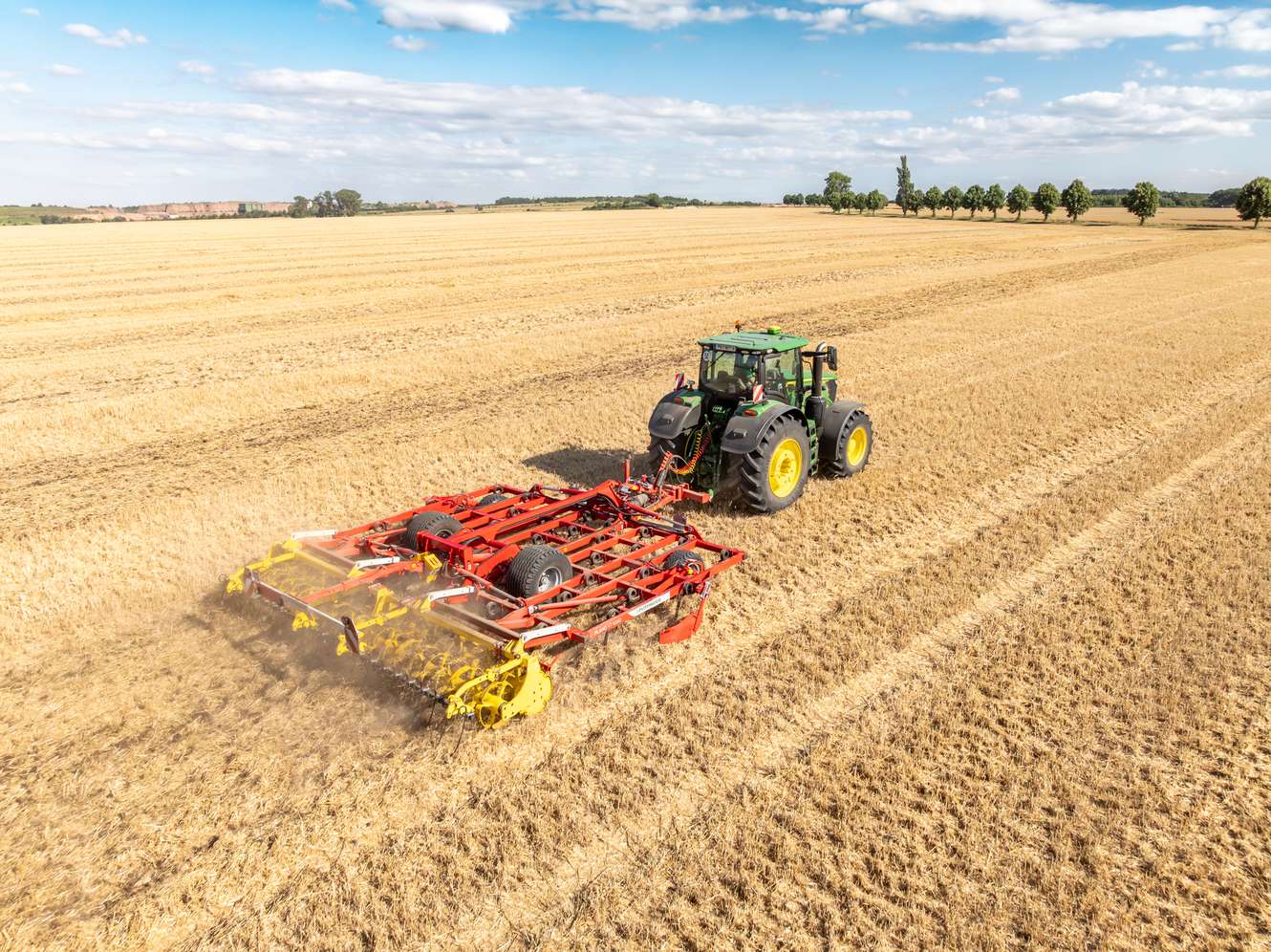 Pöttinger-Flachgrubber Plano