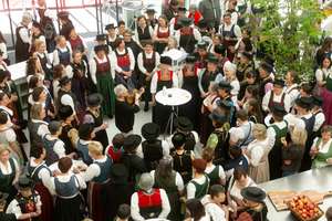 Bäuerinnen von oben