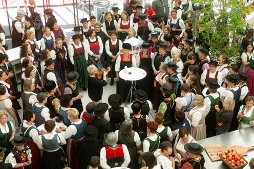 Bäuerinnen von oben