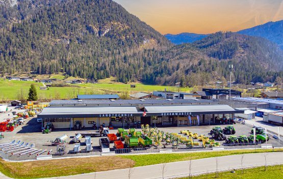 Bild 0 von Anzeige: Landtechnik Hohenwarter – Ihr Partner im Bereich Landmaschinen