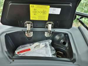 Schmierplan im Deckel des gekühlten Seitenfachs