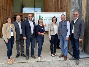 Gruppenfoto mit Monika Rendl, Paul Maislinger, Christoph Schneiderbauer, Bianca Huber, Christina Huber, Franz Höller und Franz Waldenberger