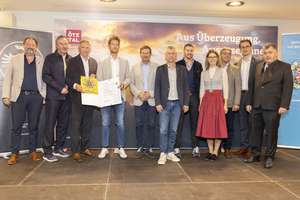 Gruppenfoto Auszeichnung Ötztal Umweltzeichen