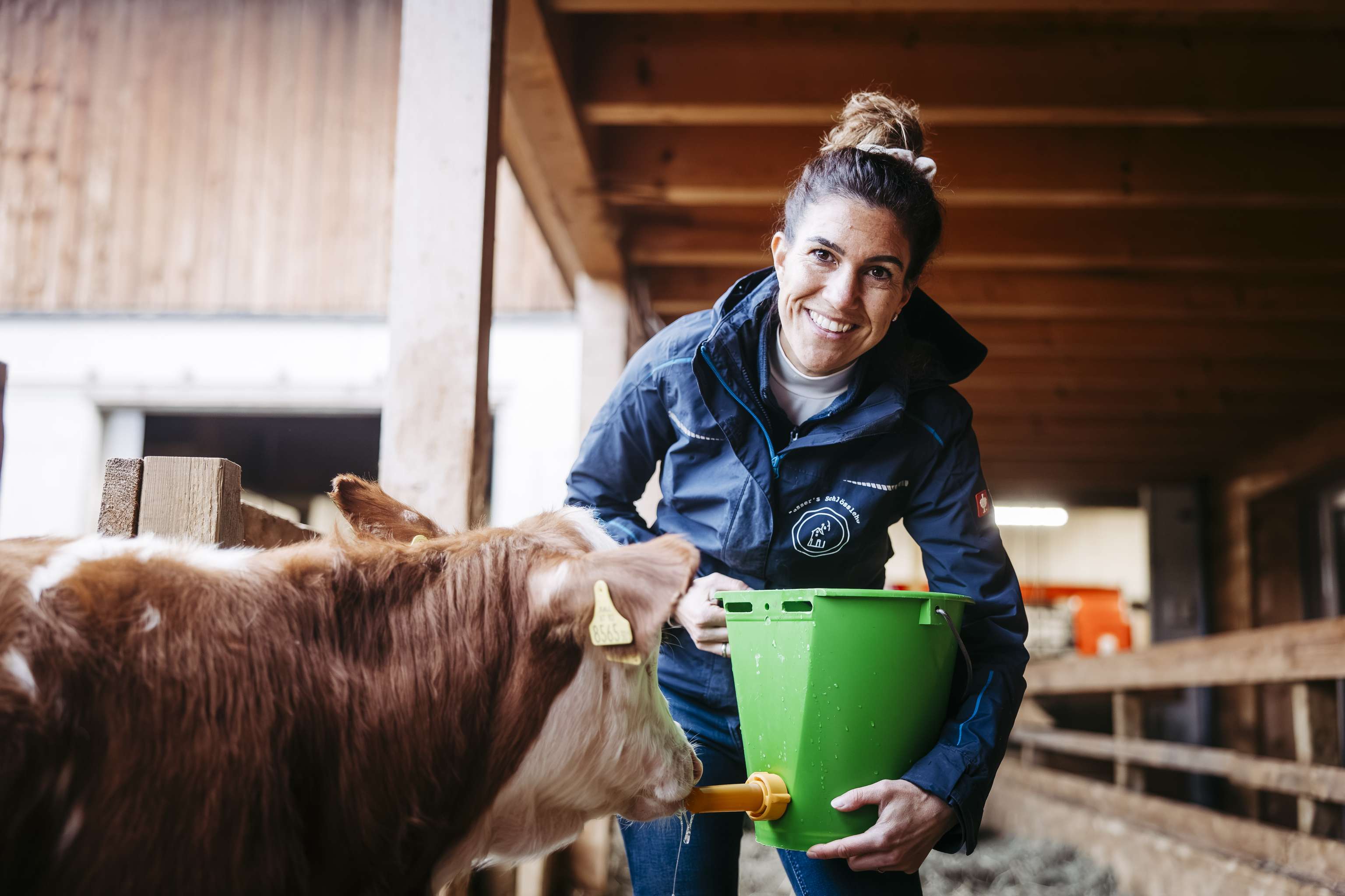 Jeannette mit einem Kalb
