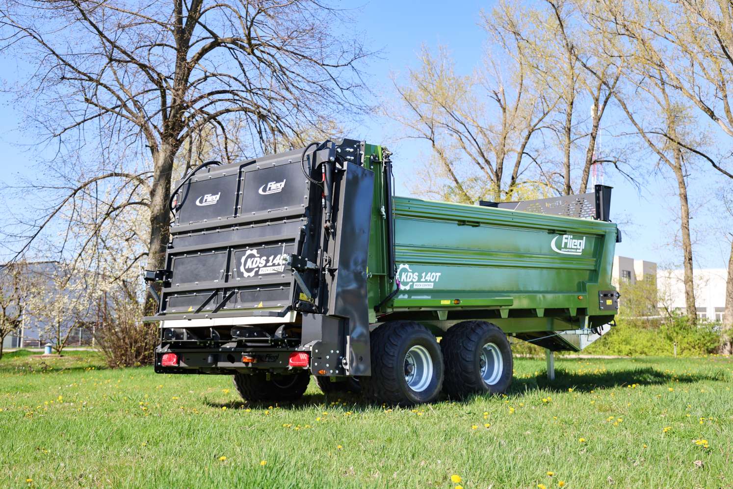 Fliegl-Ketten-Dungstreuer-KDS-140-Tandem