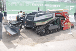 Der Feldroboter „AgBot“ von AgXeed wurde erstmals auf einer Messe in Österreich gezeigt.