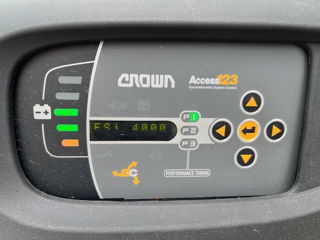 Bild 3 von Anzeige: Crown ESi 4000 Hochhubwagen