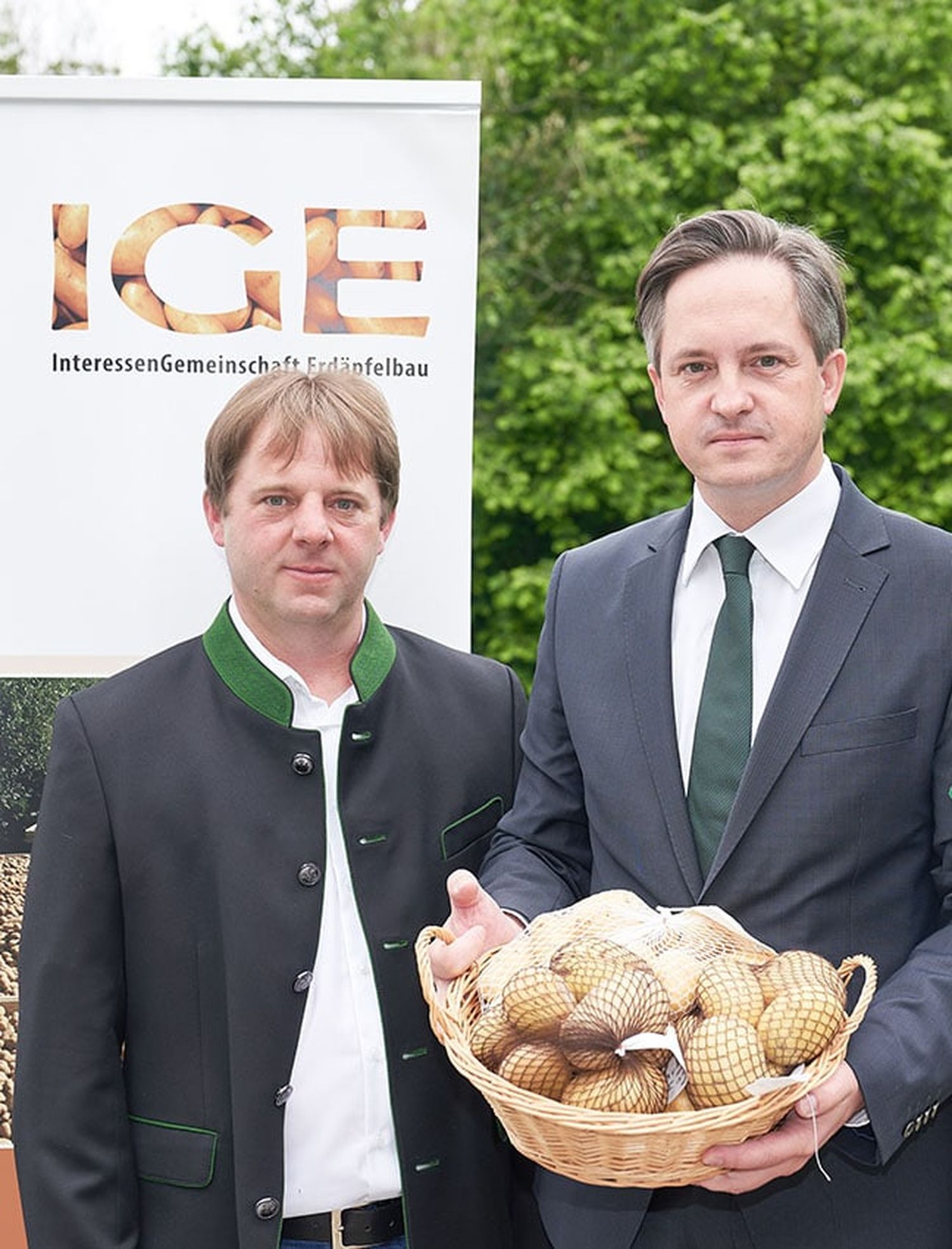 LK NÖ-Präsident Johannes Schmuckenschlager und IGE-Obmann Franz Wanzenböck erwarten mehr Solidarität des Handels.