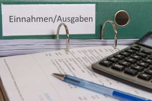 Einnahmen Ausgaben ID67490 Size650px