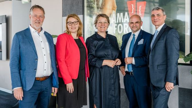 2323 W03 Windisch, Mutenthaler Sipek, Kerstin Wriedt, Alexander Anton, Peter Hamedinger