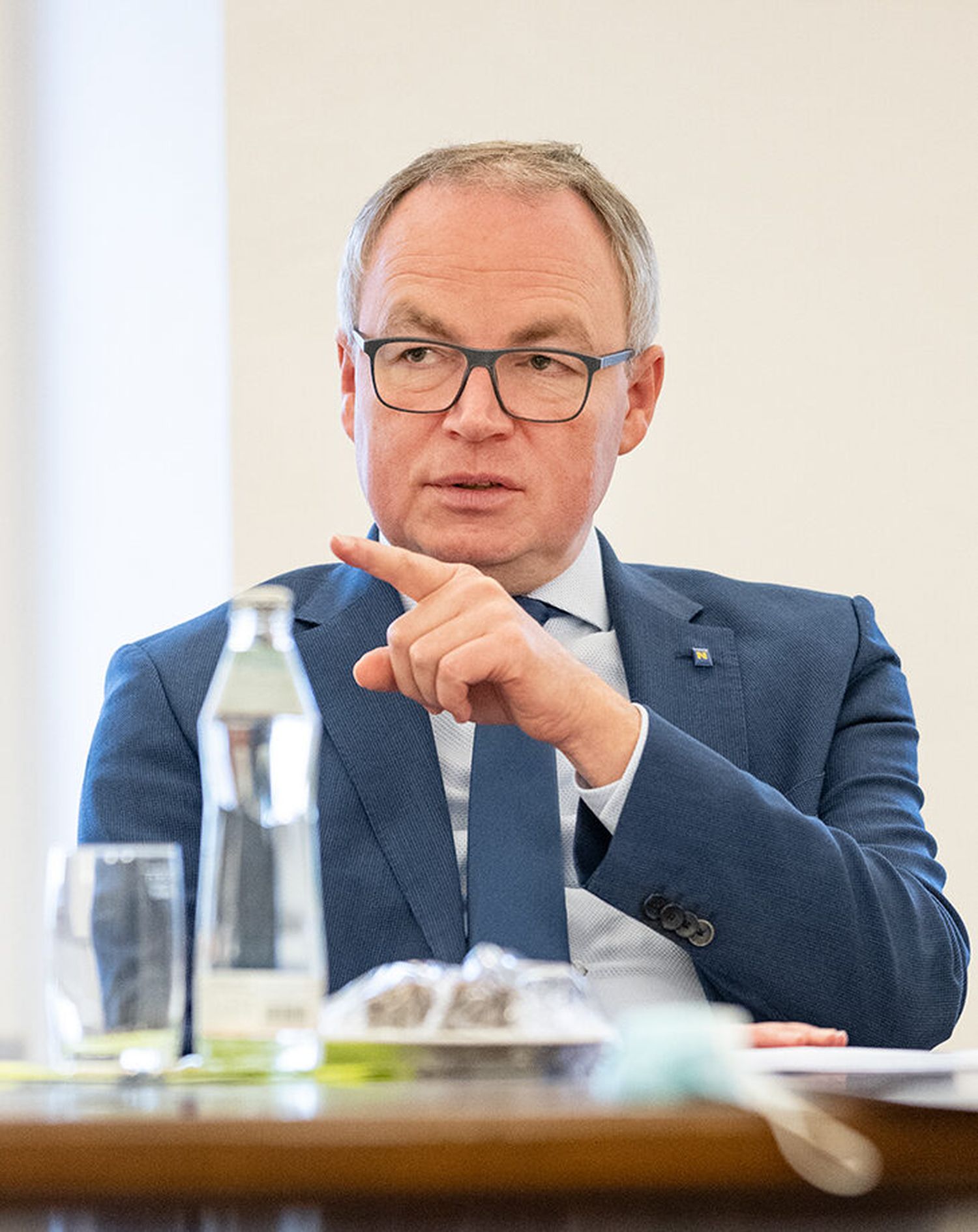 Gesprächssituation LH Stv. Stephan Pernkopf