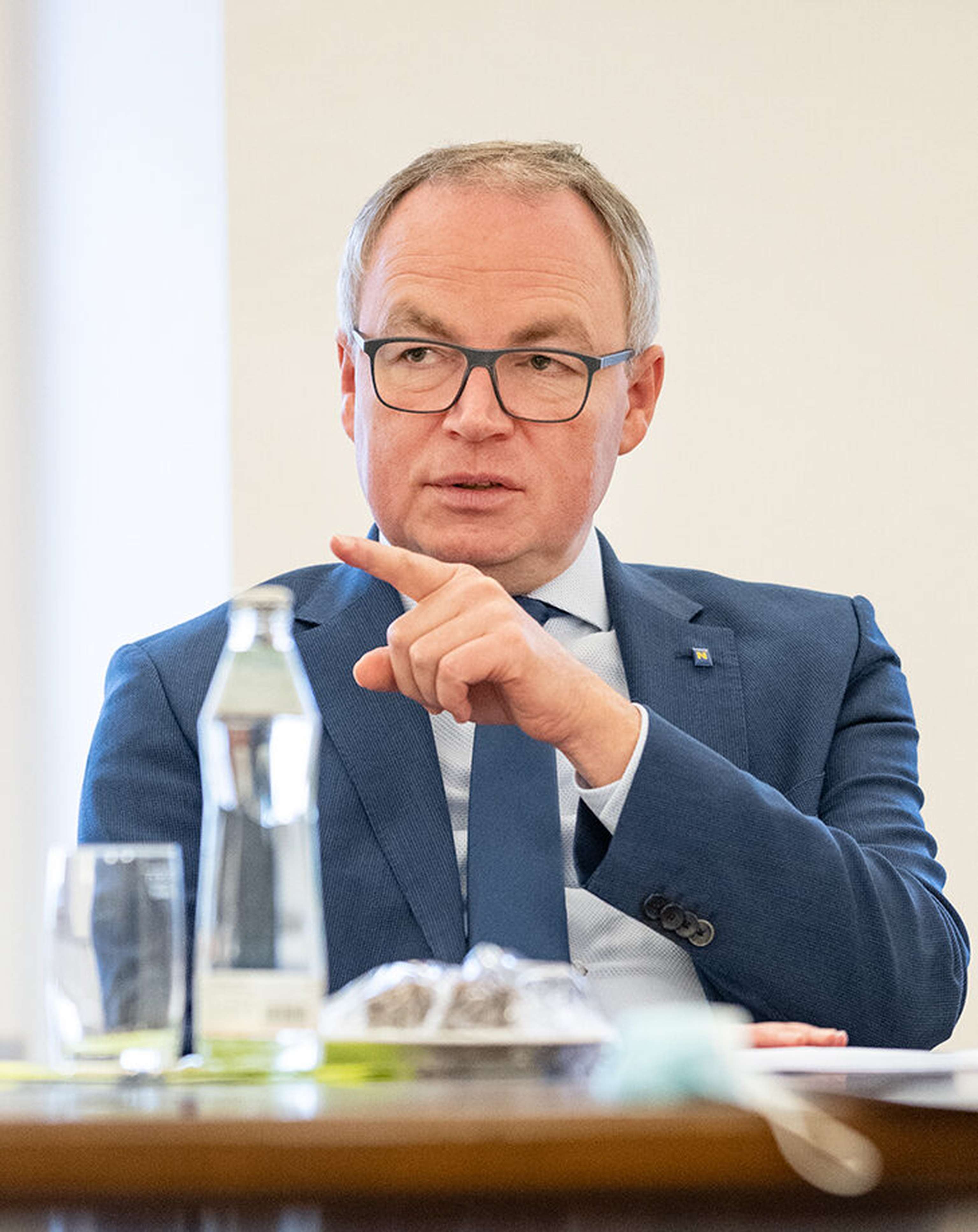 Gesprächssituation LH Stv. Stephan Pernkopf