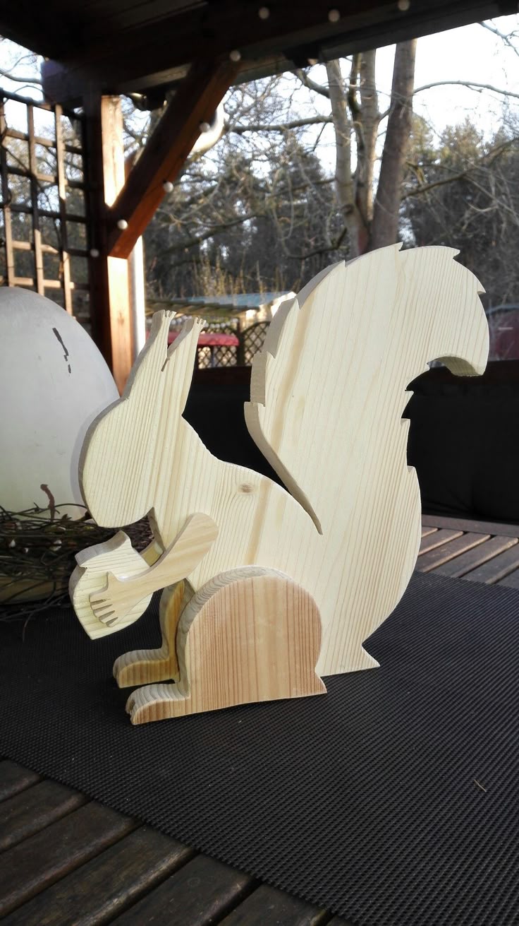 Bild 0 von Anzeige: Laubsägearbeiten Tischlerei Brandmalerei 