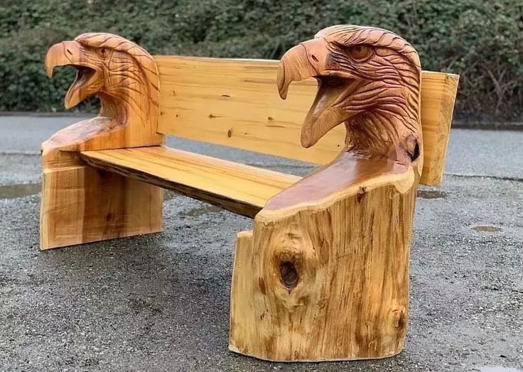 Bild von Anzeige: Hand und Motorsägenschnitzerei Wagnerei -Kunsttischlerei-Bau 