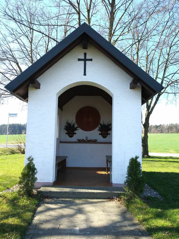 Bild von Anzeige: Kapellen Holz und Allround -Baubetrieb Baggerungen Wagnerei Kunsttischlerei