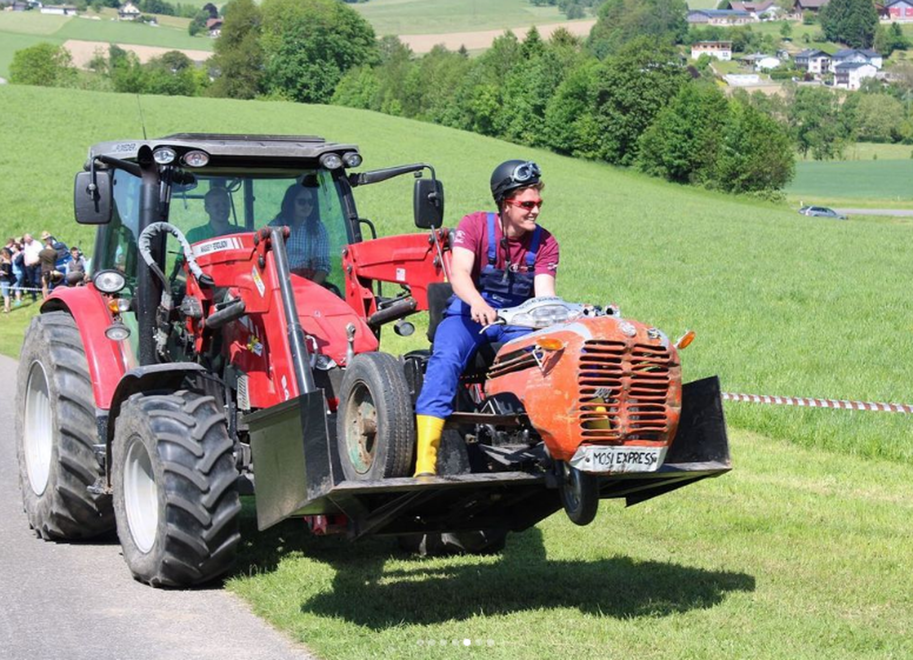Upcycling Nützlich Aufgewertet LJ Bezirk Vöcklabruck.PNG (1)