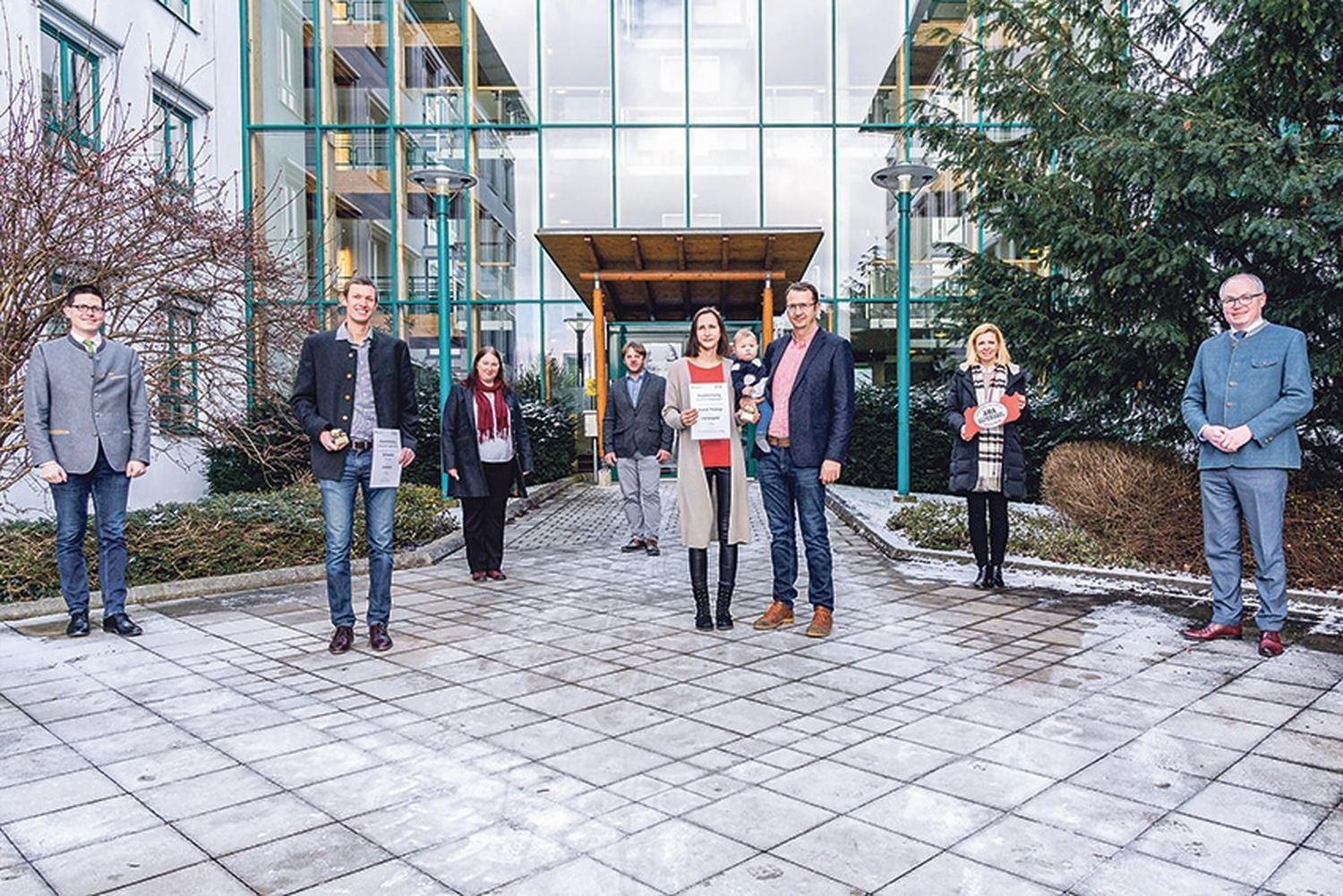 Lorenz Mayr, Sieger Hermann Schwarzl jun., IGE-GF Anita Kamptner, IGE-Obmann Franz Wanzenböck, Sieger Johannes Thomay und Karina Prünster mit Tochter Mirabell, AMA-Produktmanagerin Karin Silberbauer, Stephan Pernkopf