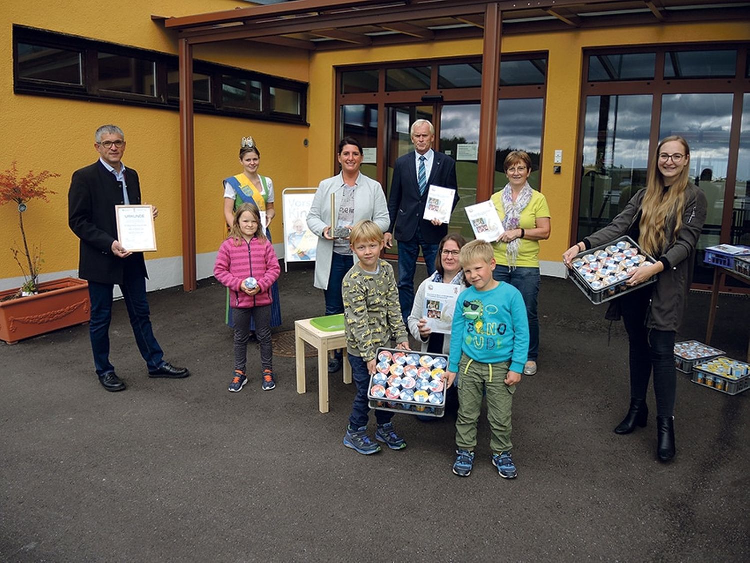 Schulmilch-Award für „Schulwesen“ geht an Volksschule Lichtenau.