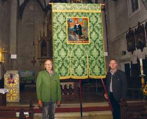 Diakon a. D. Josef Muhr und Weistrachs Bauernbundobmann Franz Pickl werden
mit restaurierter Bauernbundfahne am 20. September eine eigene Messe feiern.