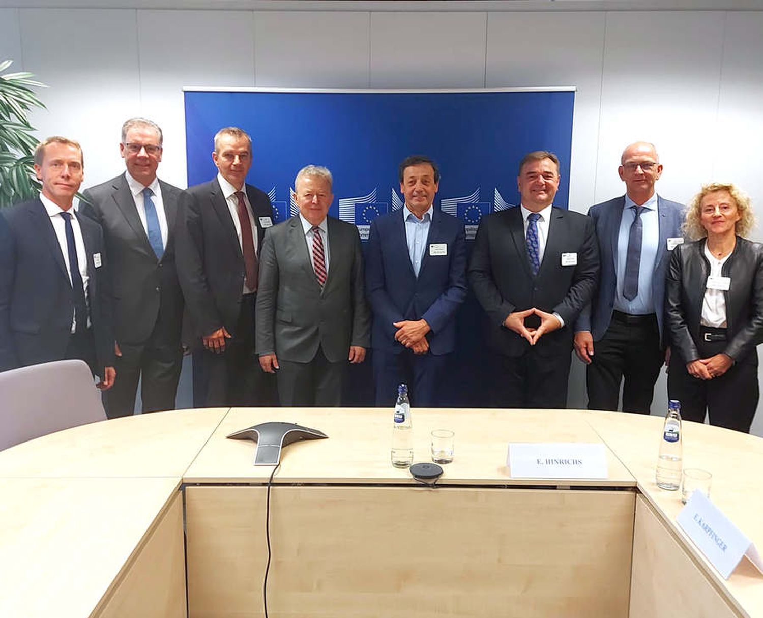 Eine Delegation des Verbands der EU-Rübenanbauer forderte bei Agrarkommissar Janusz Wojciechowski mehr Rückhalt ein.