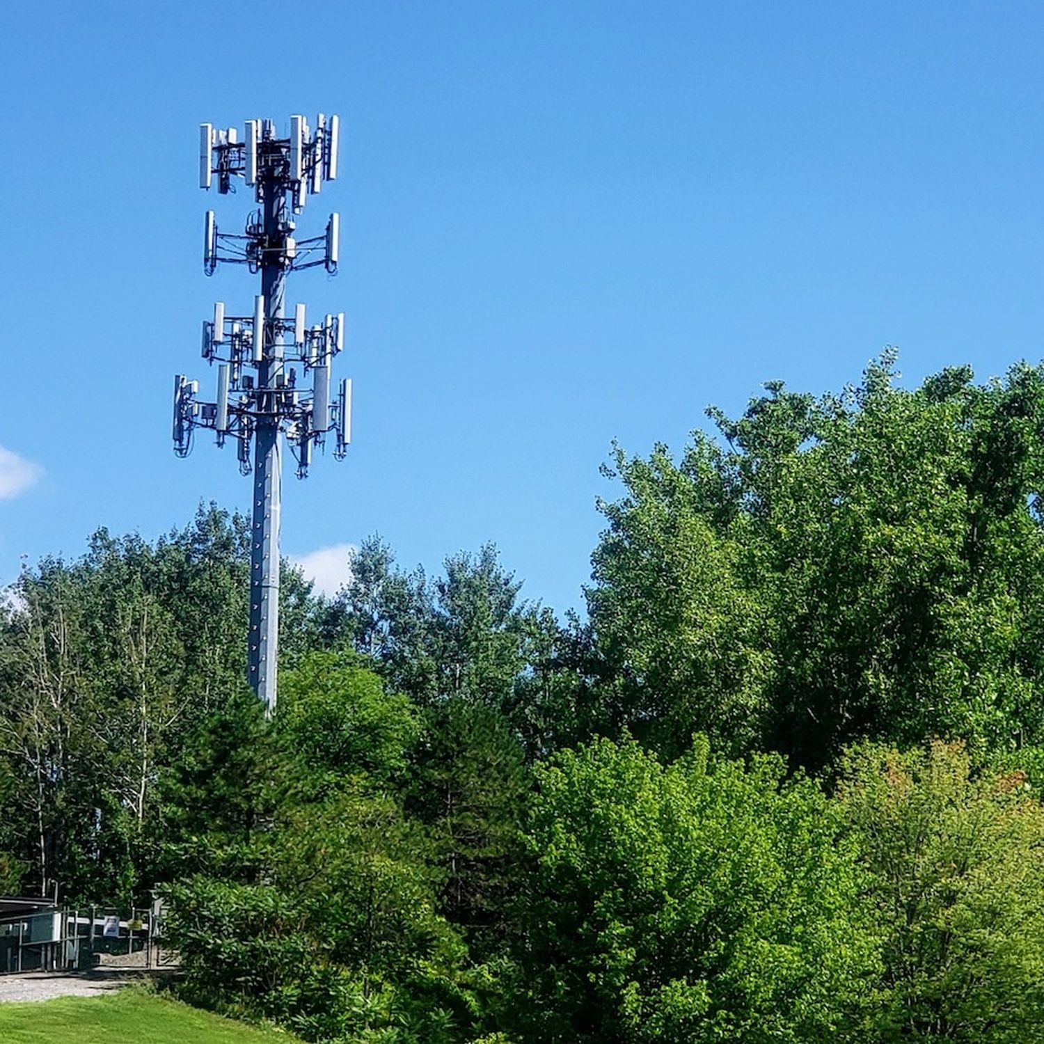 Mobile Phone Tower 5g