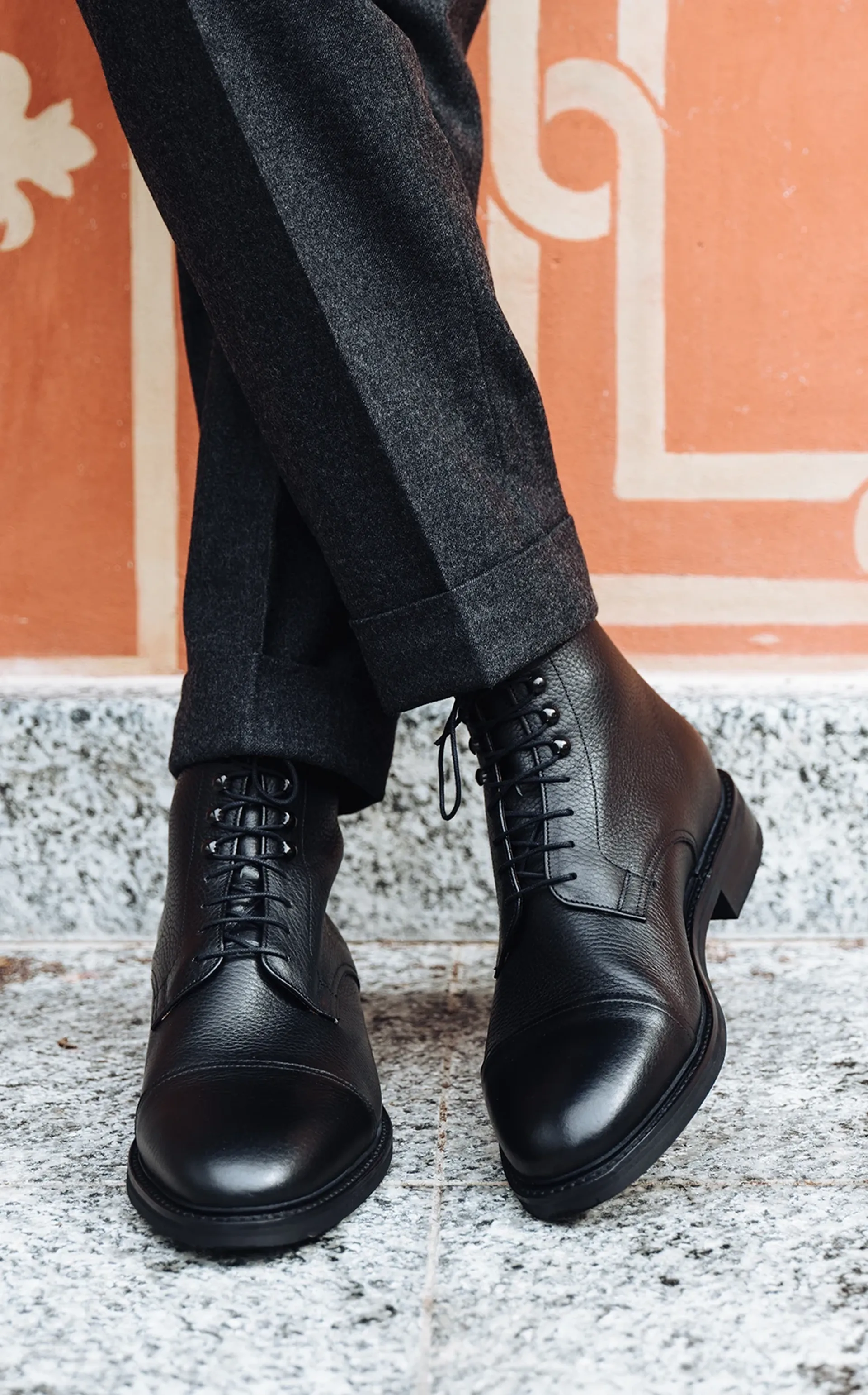 the jumper boot in black grain