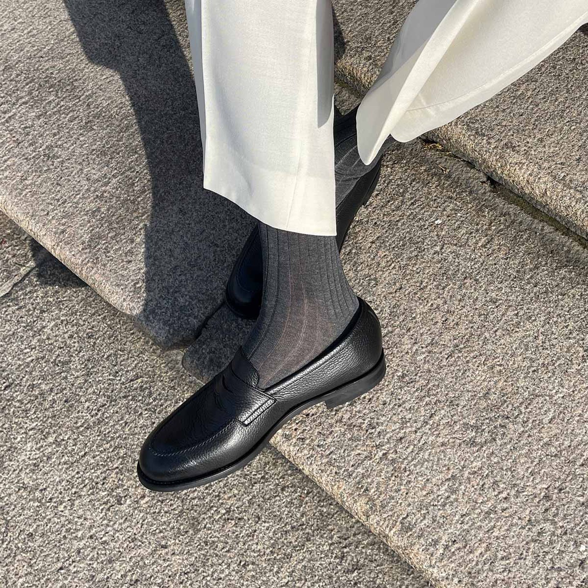 the penny loafer in black grain 1200x1200